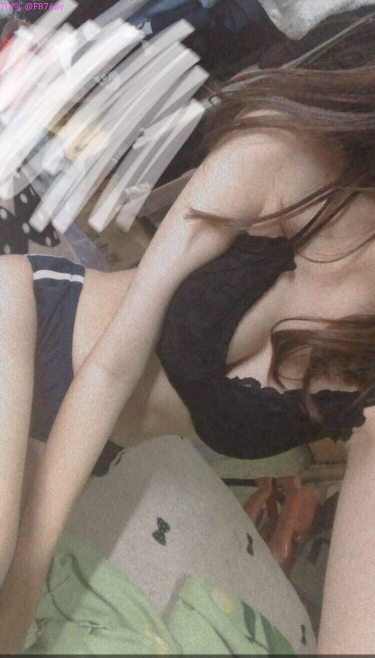 ACZD-139 Pheromone-Like Lover Boy Aki